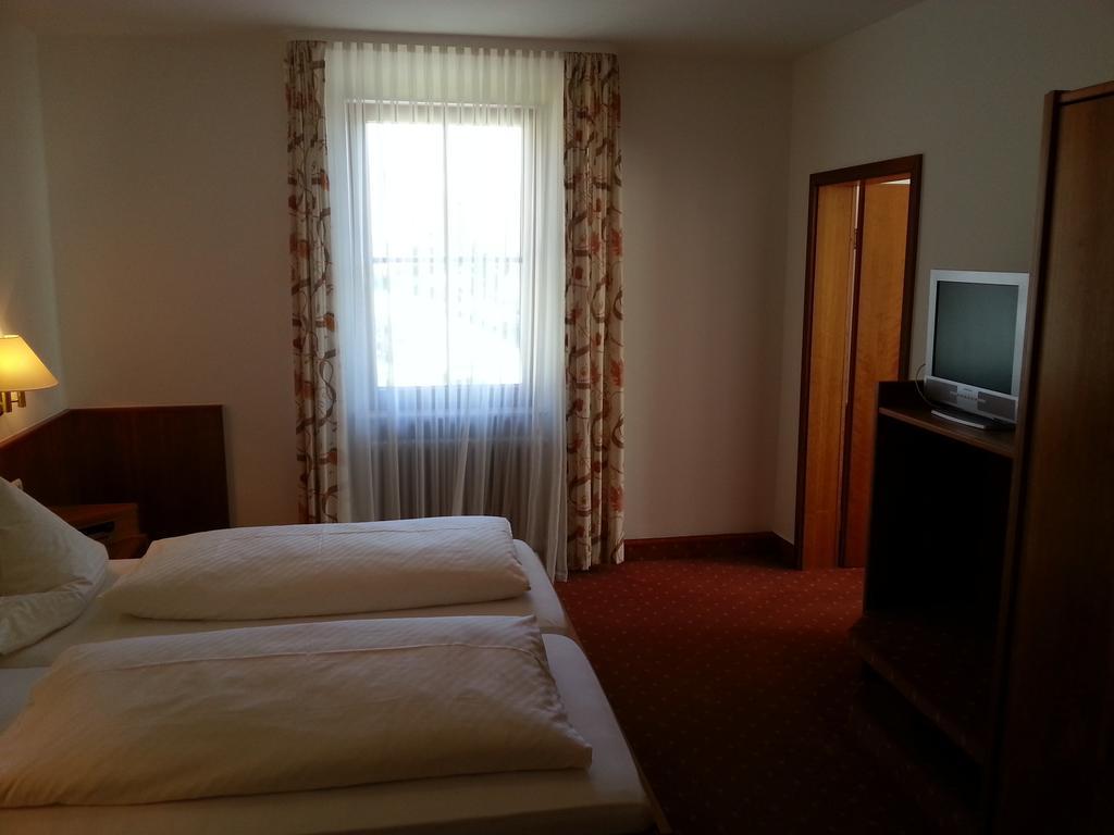 Hotel Seewirt Nonnenhorn Pokoj fotografie