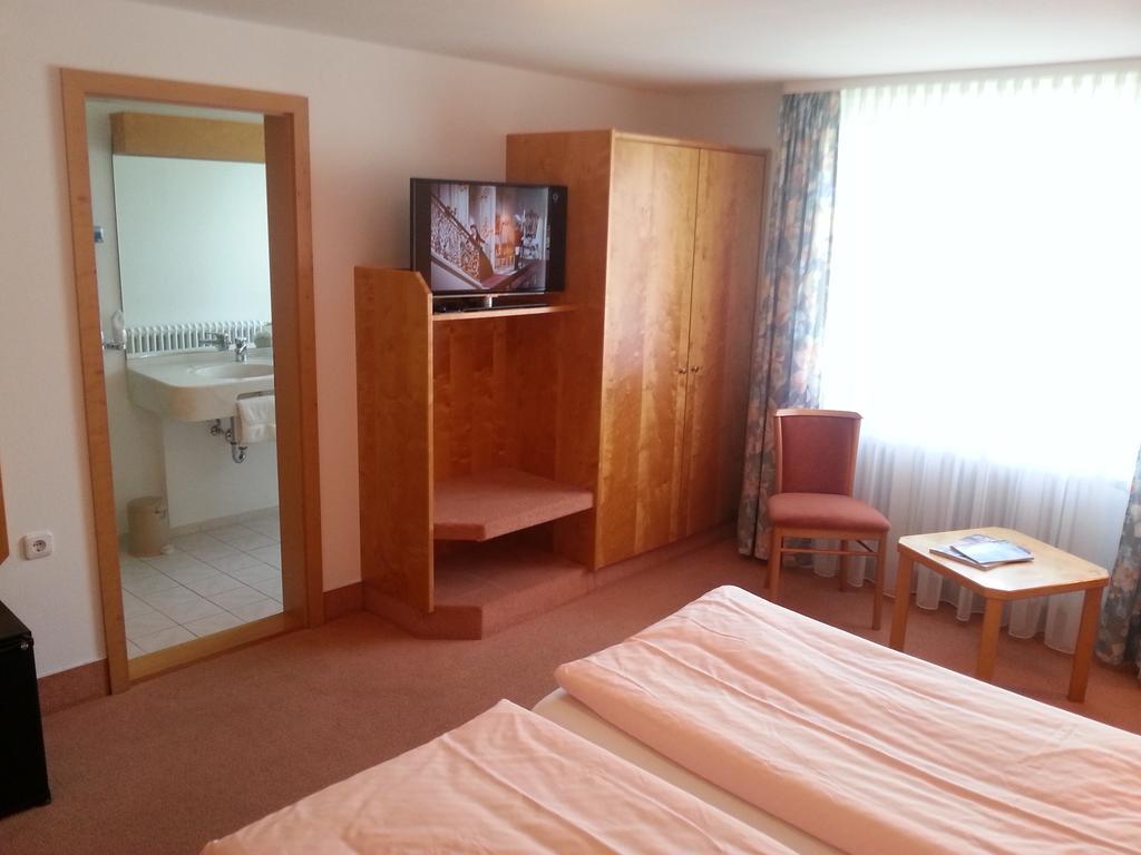 Hotel Seewirt Nonnenhorn Pokoj fotografie